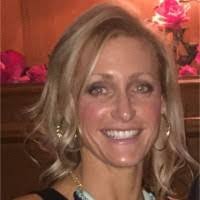 Kelly Carpenter's Instagram, Twitter & Facebook