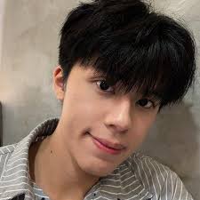 Jia Xiong (@reness.changjiaxiong) • Facebook