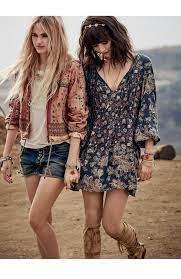 How To Wear Bohemian Style Boho Chic Fashion 2019 Fashiontasty Com Bohemian Boho Chic Fashion Fashiontast Boho Fashion Boho Chic Fashion Boho Outfits