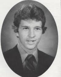 Kerry Redmond's Instagram, Twitter & Facebook