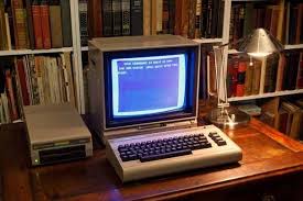 Il fut la première machine vendue à plusieurs millions d'exemplaires (de 17 à 25 millions selon les estimations), et il reste le modèle d'ordinateur personnel le plus vendu à ce jour, selon le livre. Pushing The Trusty Old Commodore 64 To Its Absolute Limit By Alex Beyman Predict Medium