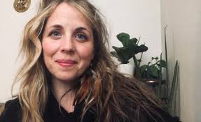 Laura Piche's Instagram, Twitter & Facebook