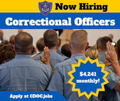 Now Hiring Correctional Officers Apply Online At Cdoc Jobs Today Police Lawenforcement Leo C Department Of Corrections Career Opportunities How To Apply