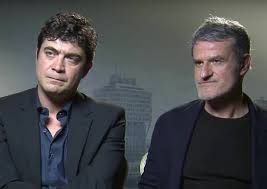 I saw it in 2019 in cinema. C E La Mano Del Regista Varesino De Maria Dietro Lo Spietato Il Film Netflix Con Scamarcio