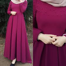 Dress Panosundaki Pin