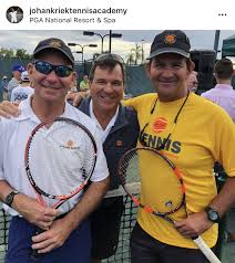 Temel vuruşları genellikle bir galibin peşine düşme vurgusuyla, maç başına yüksek miktarda zorlanmadan. Happy National Sibling Day Kriekbrothers Johankriek Nationalsiblingday Johankriektennisacademy Jkta Teamjkta El Jimmy Connors Tennis Coach Andre Agassi