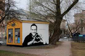 More images for навальный граффити » V Peterburge Poyavilsya Graffiti Portret Navalnogo Zaks Ru Novosti Sankt Peterburga