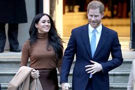 Prince harry prince harry, also known as the duke of sussex, is married to meghan markle. Prens Harry Ve Meghan Markle Kraliyet Buyusunu Bozdu