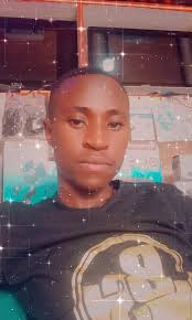 Tuli mu evening bus Its a Friday twende tupaate Ku kafo radio  #ebirungi_byaffe