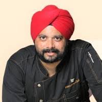 Pedro Simental's Instagram, Twitter & Facebook