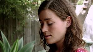 Lucy Wise Performs 'Winter Sun' For TNSIAJSW.