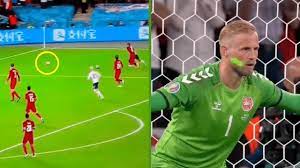 Sterling hit the ground while trying to score with a chipped ball against shakhtar, but the ref saw a foul from matviyenko and awarded the penalty. Fawbenpqaihl3m