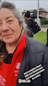 Tatsoy/rúcula. Hortalizas de #Midulcehuerta #Tambillos #Coquimbo. Tambien  tienen, lechuga, acelga, mostaza, mizuna. Todas hojas verdes, para una  nutritiva ensalada. Y como siempre, empanaditas de dulce de alcayota.  Consulta los dias de reparto