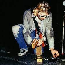 Ultra rare kurt cobain converse one star. The Iconic Converse Jack Purcell Worn Back Door Bottega Facebook