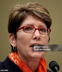 492 Shellie Stock Photos, High-Res Pictures, and Images