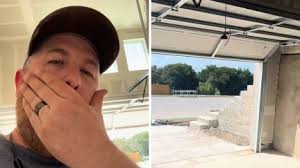 A Love Triangle Between Thor, Captain Marvel, and Valkyrie?