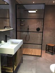luxe badkamer teak douchebak ceraca badmeubel 120x120 tegel 120x120 badka 120x120 b bathroom design small bathroom concrete floor bathroom design