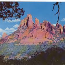 Sedona, arizona the red rock city located at the base of oak creek canyon in central arizona, sedona is renowned for its stunning red rock buttes and monoliths, as well as its surrounding lush forests. Living In Sedona Arizona Life Beyond The Vortex Toughnickel