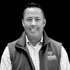 Dennis Schwandtner's Instagram, Twitter & Facebook