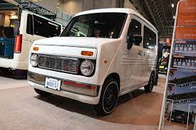 tas2019レポート これはもはやステップバン モデストがホンダn vanベースのレトロカスタム最新モデルを披露 東京オートサロン2019現地レポート スタイルワゴン ドレスアップナビ カードレスアップの情報を発信するwebサイト ホンダ ホンダ n モデスト