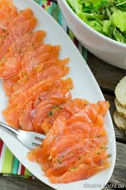 Gebeizter Lachs Mit Zitrone Und Rosmarin Seafoodstew Gebeizter Lachs Mit Zitrone Und Rosmarin Fish Recipes Healthy Salmon Recipes Fish Recipes