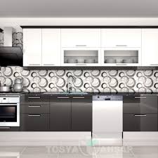 Bu seçim kolay bir iş değildir, bunun için renk kartelâsı ve katalogları detaylı şekilde incelenmeli dekorasyon konusunda en ince detayları bilmek gerekir. Tosya Ahsap Mutfak Dolaplari