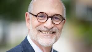 A morte não é opcional. Por isso, precisamos falar de cuidados paliativos,  diz psiquiatra canadense