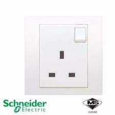 I) 13a switched socket outlets (sso) shall conform to bs 1363 and ms 589. Schneider Electric 13a 250v 1 Gang Switched Socket Kb15 Energy Warriors
