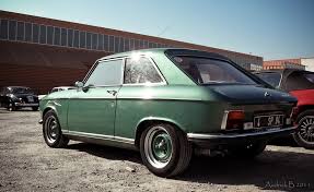 Signos visibles de desgaste y del paso del tiempo en general. Peugeot 304 Coupe S Peugeot Retro Cars Classic Cars
