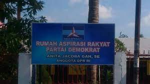 Maybe you would like to learn more about one of these? Rumah Aspirasi Anita Gah Siap Terima Aspirasi Pos Kupang