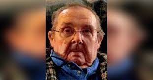 Obituary information for Lawrence E. "Larry" Breitkreutz