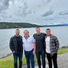 TJ Watt - Happy Father's Day! Thank you for your love,... | Facebook