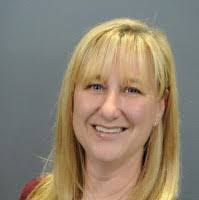 Lisa Griswold's Instagram, Twitter & Facebook