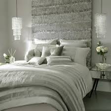 Schönes zimmer mit traditioneller einrichtung, die einfach für das auge ist von romanza interior design. Luxus Schlafzimmer 32 Ideen Zur Inspiration Archzine Net