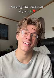 Alex Sampson ✞ (@alexsampson)'s videos with Alex Sampson Lost In New York