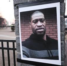 Crews returned to a minneapolis intersection where a memorial to george floyd was assembled after his death last year and worked to reopen it to traffic by removing debris and makeshift barriers. George Floyd Was Bedeutet Der Schuldspruch Fur Derek Chauvin Fur Die Usa Welt