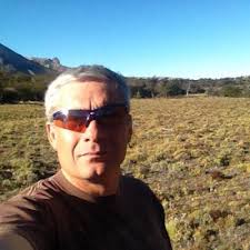 Robert Lindsay (@Robertclindsay)