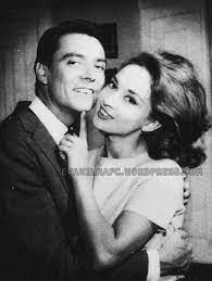 O ator morreu nesta tarde de enfisema pulmonar. John Herbert Eva Wilma Fa Clube