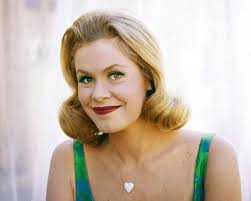 Elizabeth Montgomery, Born: April 15, 1933, Hollywood, Los Angeles, CA  Died: May 18, 1995, Beverly Hills, CA, cause of death colon cancer, look at  that beautiful smile. She may not be on
