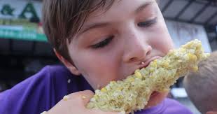 WATCH: Poppin' good fun at Avon Corn Festival