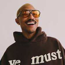 A shower beer fridge exists… and I NEED one 🤯😱bit.ly/3OGSIy2