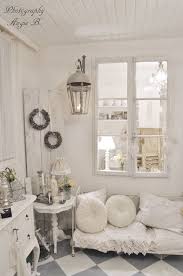 Shabby Chic Yummy Vintage Whites White Decor Romantic Prairie Farmhouse Cottage Style Shabby Chic Living Room Design Shabby Chic Bedrooms Shabby Chic Living