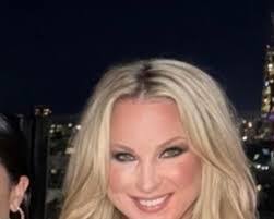 Dawn Peterson's Instagram, Twitter & Facebook