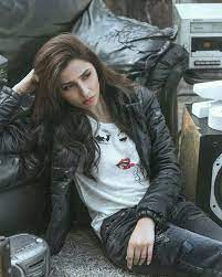 Pin On Mahira Khan