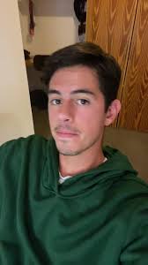 Vídeos de Adrian Chico (@adrianbichoo) con «sonido original