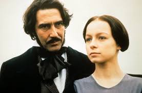 Becky's Book Reviews: The Sunday Salon: Watching Jane Eyre (1997)