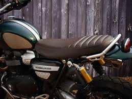 (not the white actor with the motorcycle who is dead, but. Triumph Releases New Scrambler 1200 Steve Mcqueen Edition Autobala