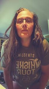 Jess Dyer's Instagram, Twitter & Facebook