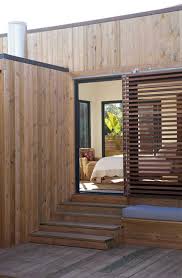 House Tour A Surfer S Natural Home Maison Maison Bois Projet Maison