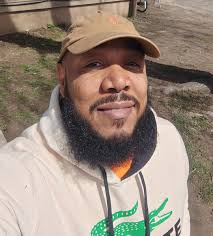 Can someone remove the person with the beard?